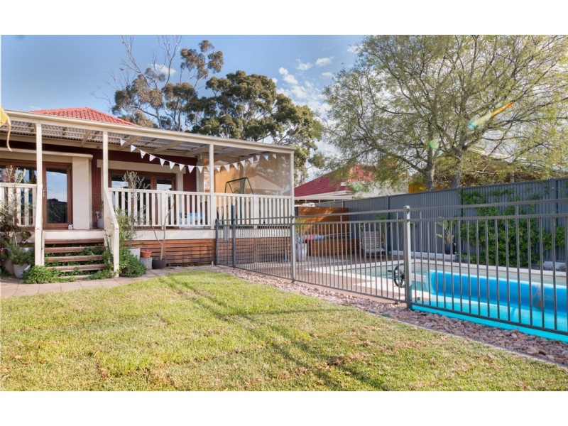 13 Anson Ave, Clapham SA 5062