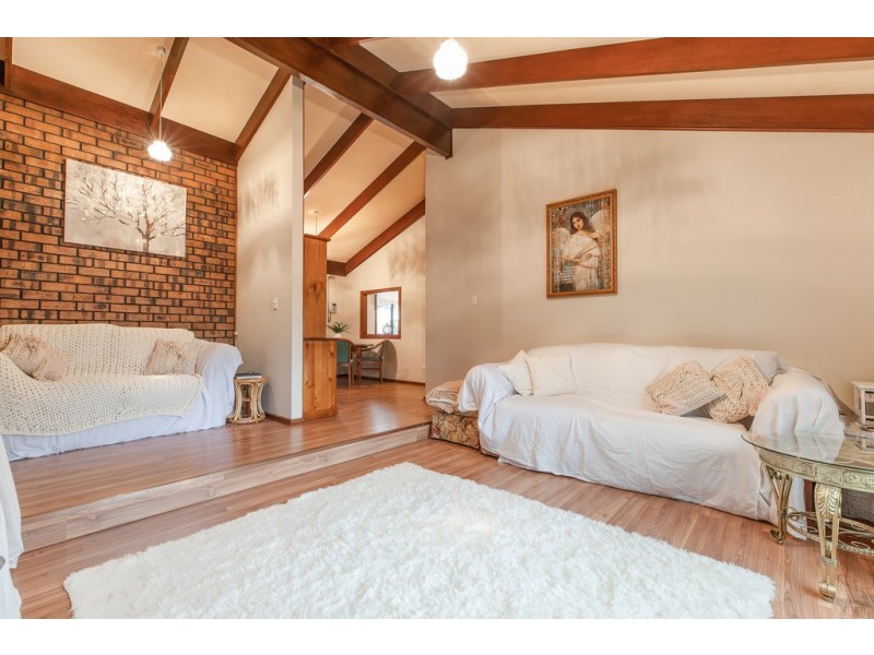 5 Mary Street, Happy Valley SA 5159