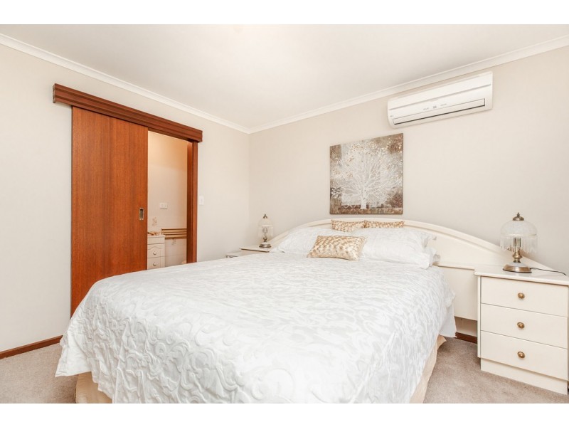 5 Mary Street, Happy Valley SA 5159