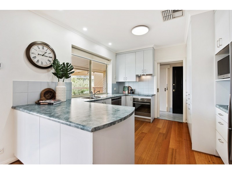 7 Bligh Avenue, Panorama SA 5041