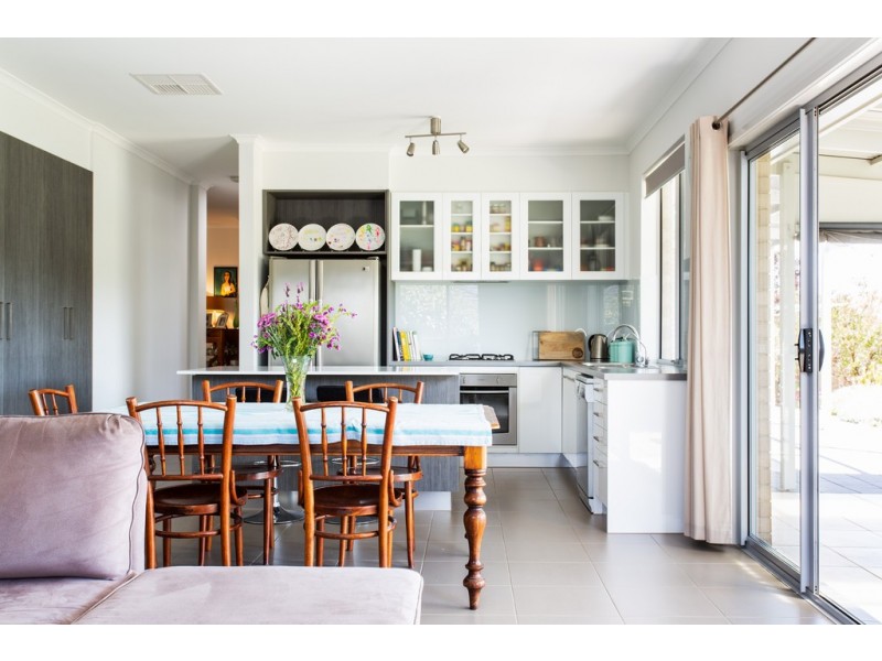27 Anglesea Lane, Seaford Rise SA 5169