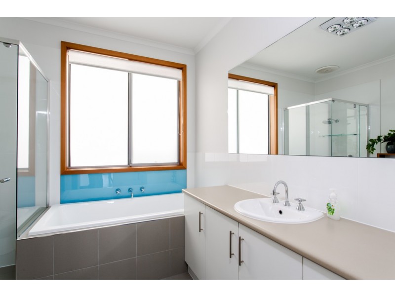27 Anglesea Lane, Seaford Rise SA 5169