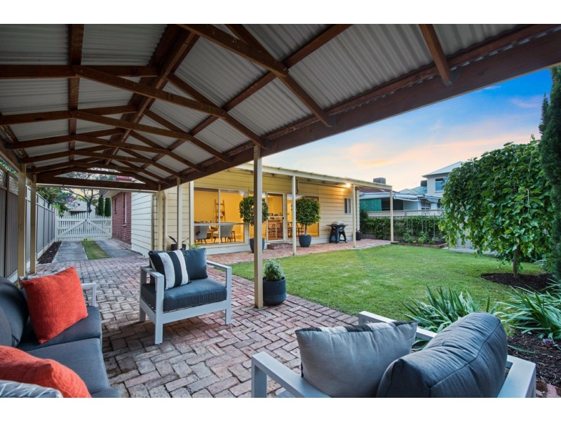 80 Avenue Road, Clarence Gardens SA 5039