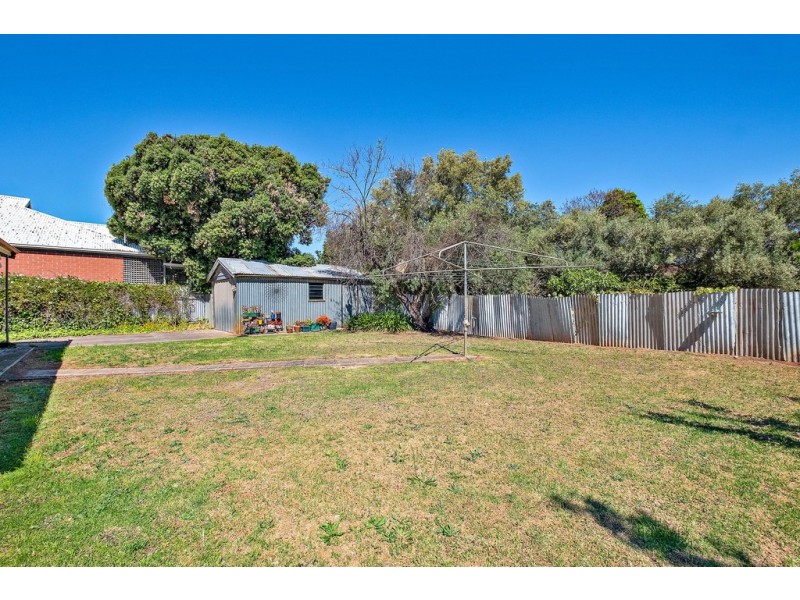 8 Claire Street, Lower Mitcham SA 5062