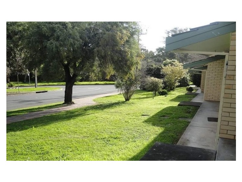 4/5a Riverside Drive, Bedford Park SA 5042
