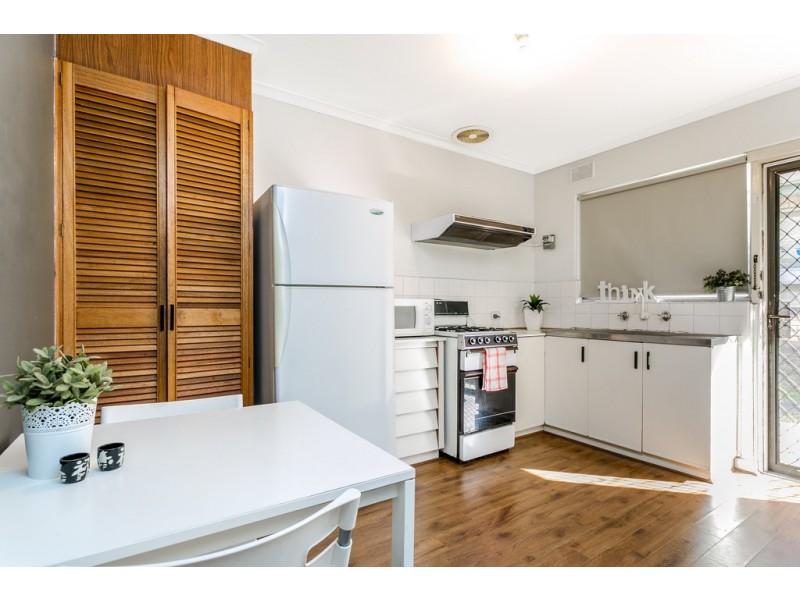 4/5a Riverside Drive, Bedford Park SA 5042
