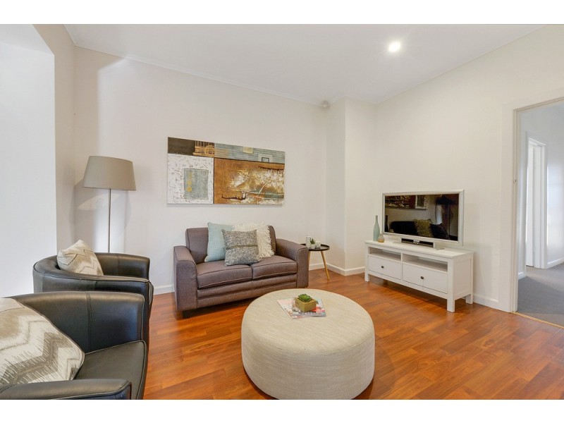 16 St Clements St, Blair Athol SA 5084