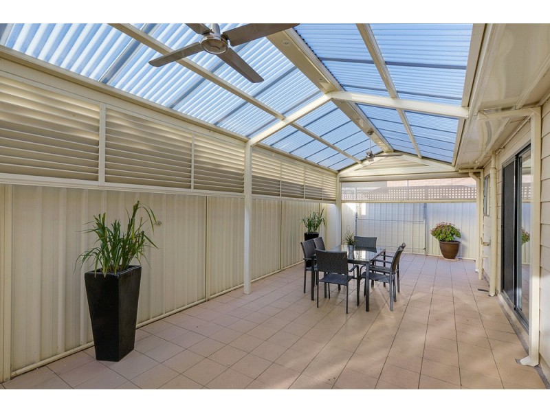 16 St Clements St, Blair Athol SA 5084