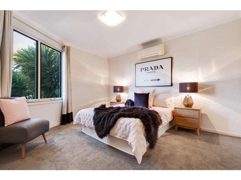 6 Esperance Boulevard, Seaford Rise SA 5169