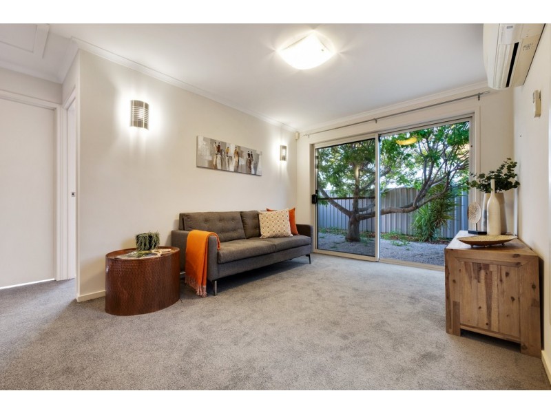 6 Esperance Boulevard, Seaford Rise SA 5169