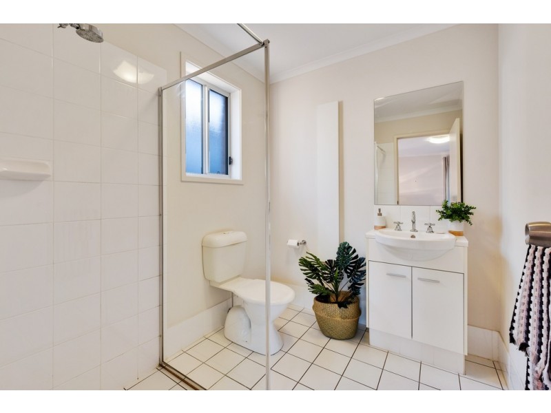 6 Esperance Boulevard, Seaford Rise SA 5169