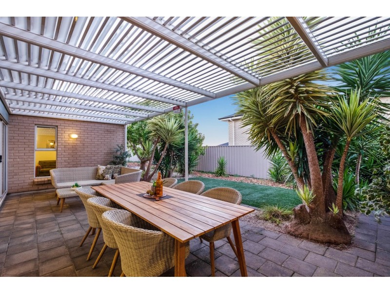 6 Esperance Boulevard, Seaford Rise SA 5169