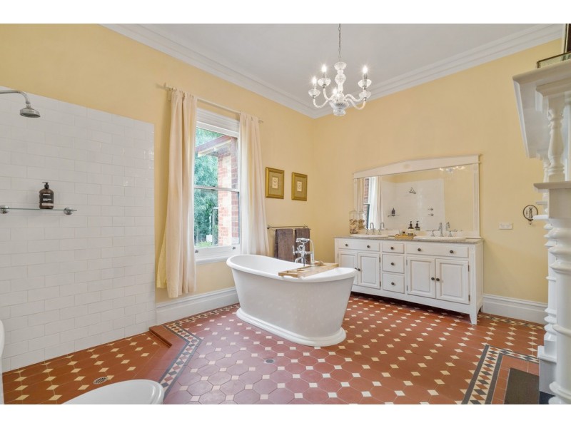 18 Adey Road, Blackwood SA 5051