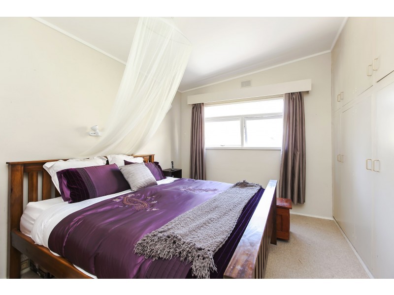 28 Barretts Road, Torrens Park SA 5062