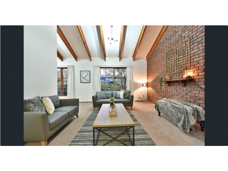 6 Songlark Grove, Flagstaff Hill SA 5159