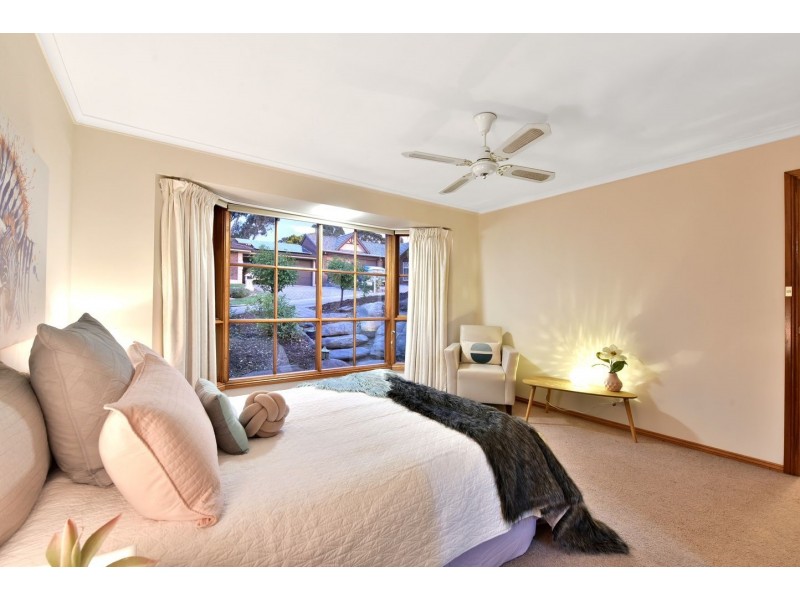 6 Songlark Grove, Flagstaff Hill SA 5159