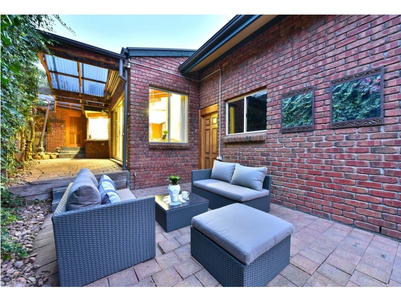 6 Songlark Grove, Flagstaff Hill SA 5159