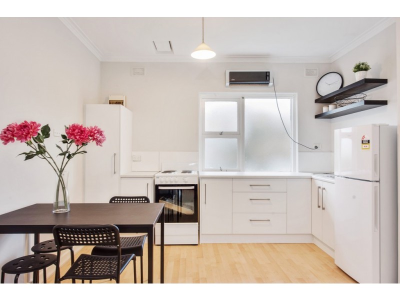 8/8A Jervois Street, Glenelg SA 5045