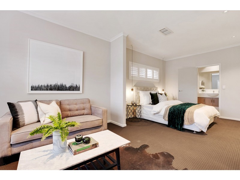 28 Brookman Crescent, Craigburn Farm SA 5051