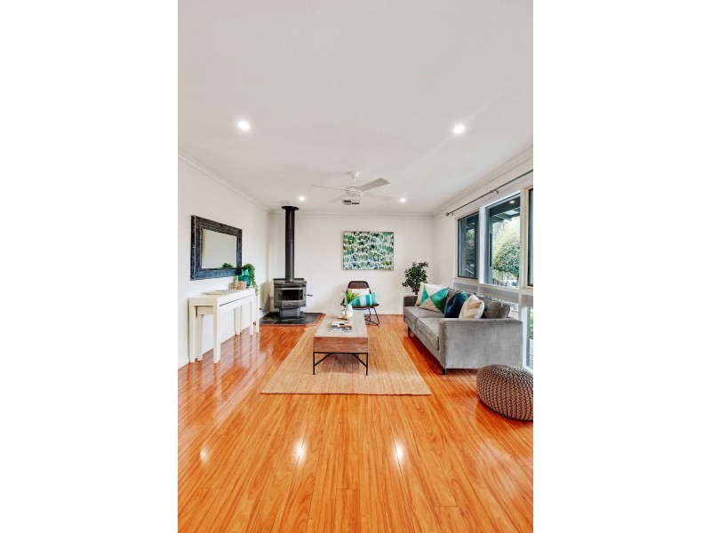 22 Meadow Ave, Hawthorndene SA 5051