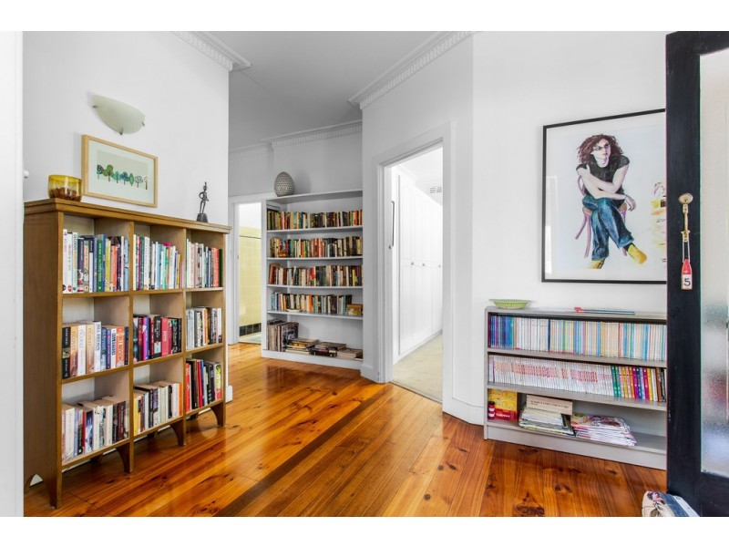 5 Kays Road, Torrens Park SA 5062