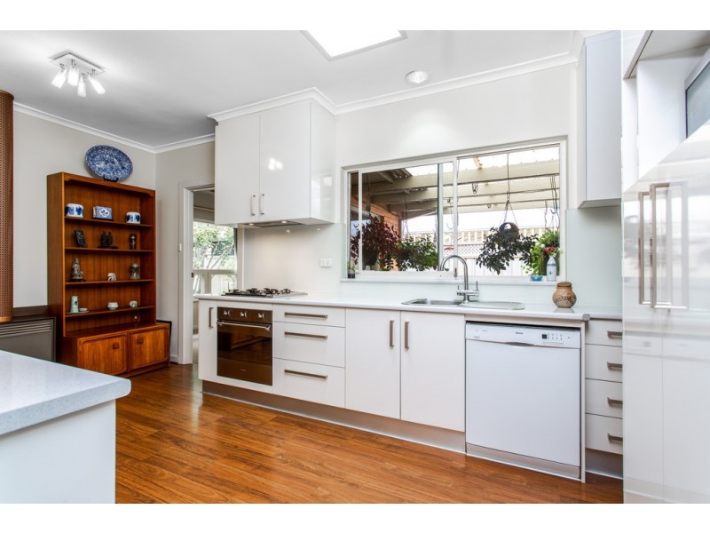 10 Mahogany Avenue, Dernancourt SA 5075