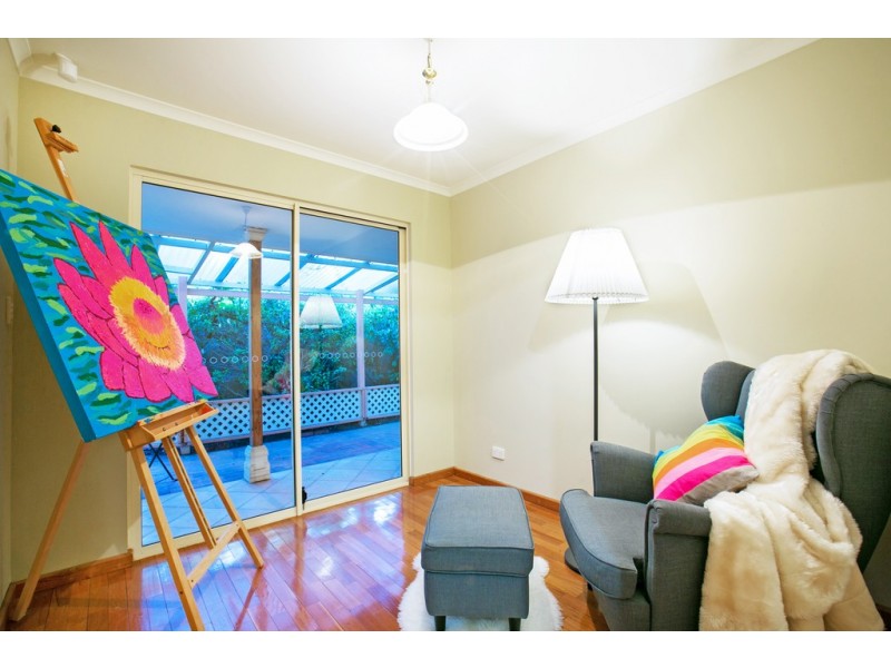 10 Royston Crescent, Seacombe Heights SA 5047