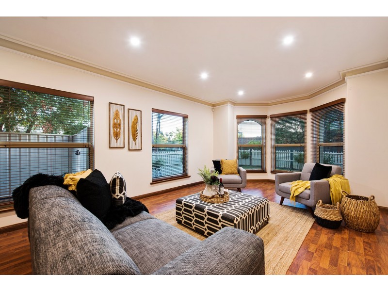 8 Alexander St, Evandale SA 5069