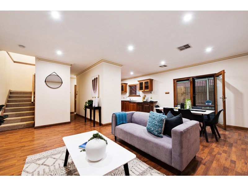 8 Alexander St, Evandale SA 5069