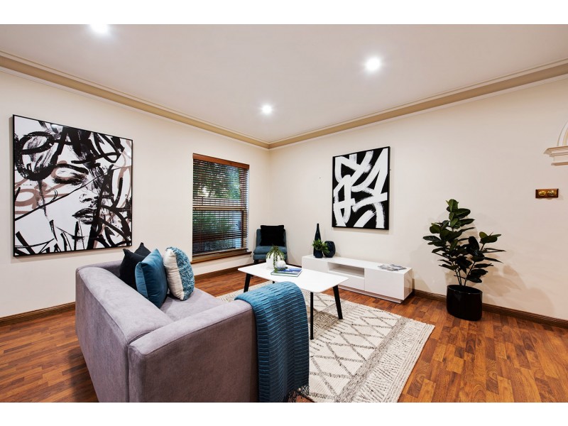 8 Alexander St, Evandale SA 5069