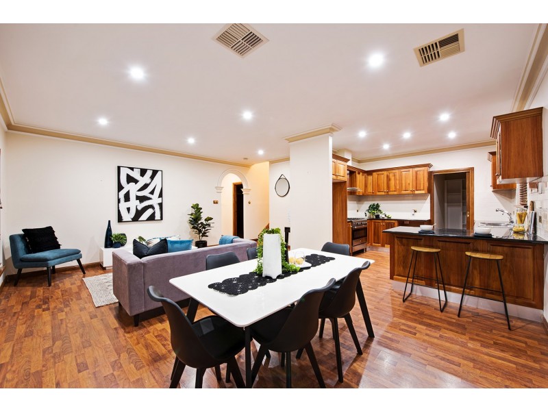 8 Alexander St, Evandale SA 5069