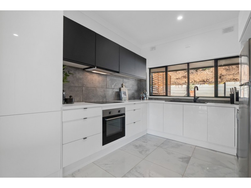 21 Winding Way, Belair SA 5052