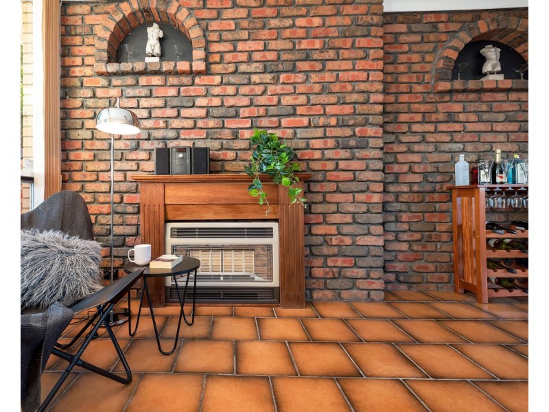 21 Kenihans Road, Happy Valley SA 5159