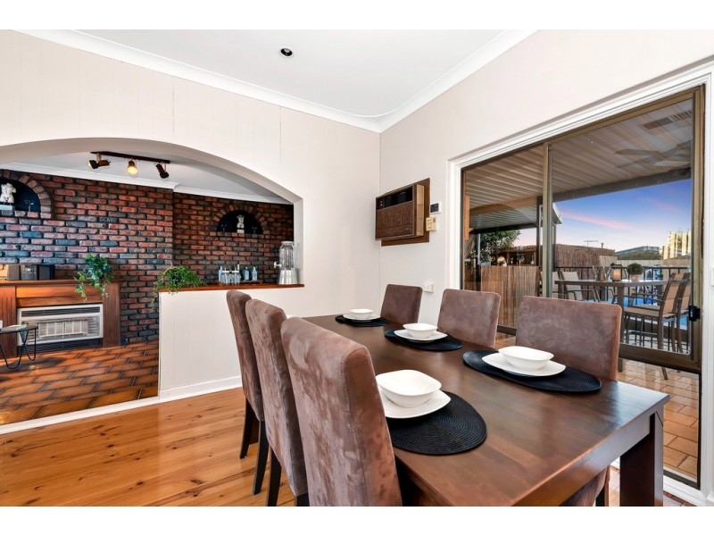 21 Kenihans Road, Happy Valley SA 5159