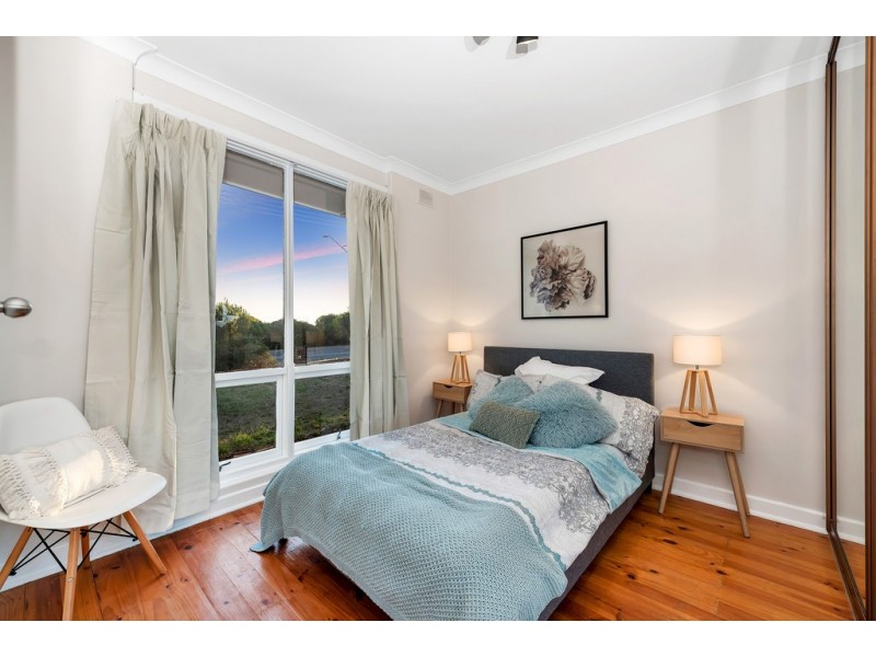 21 Kenihans Road, Happy Valley SA 5159
