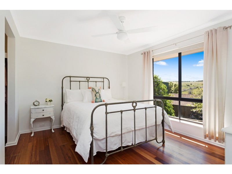 5 Grantala Ct, Hallett Cove SA 5158