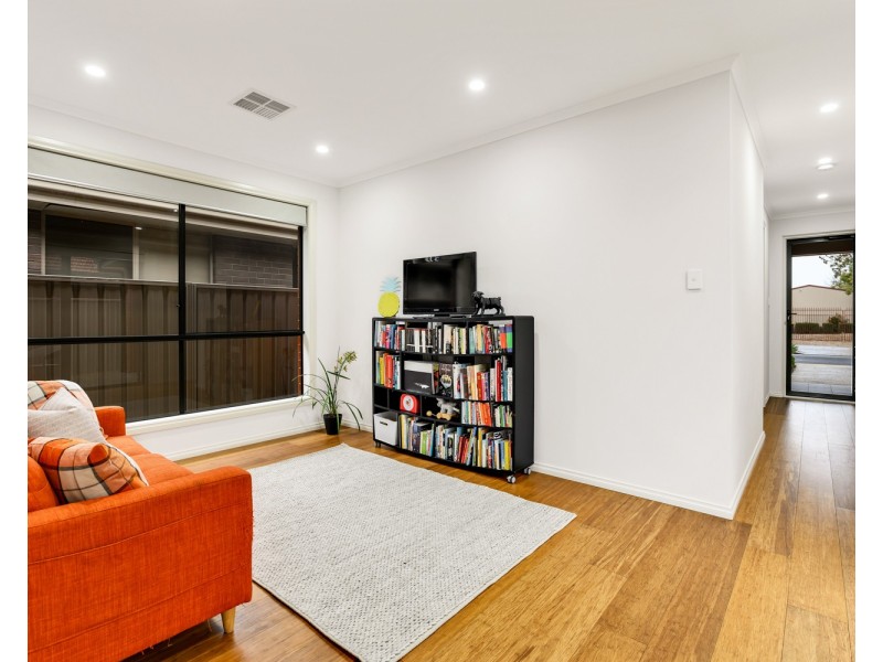 8 Berwick Avenue, Devon Park SA 5008