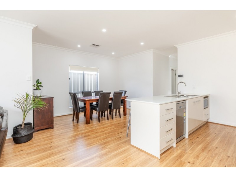 4 Inverell Avenue, Sturt SA 5047