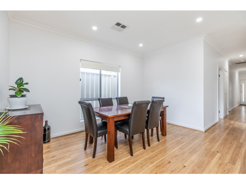 4 Inverell Avenue, Sturt SA 5047