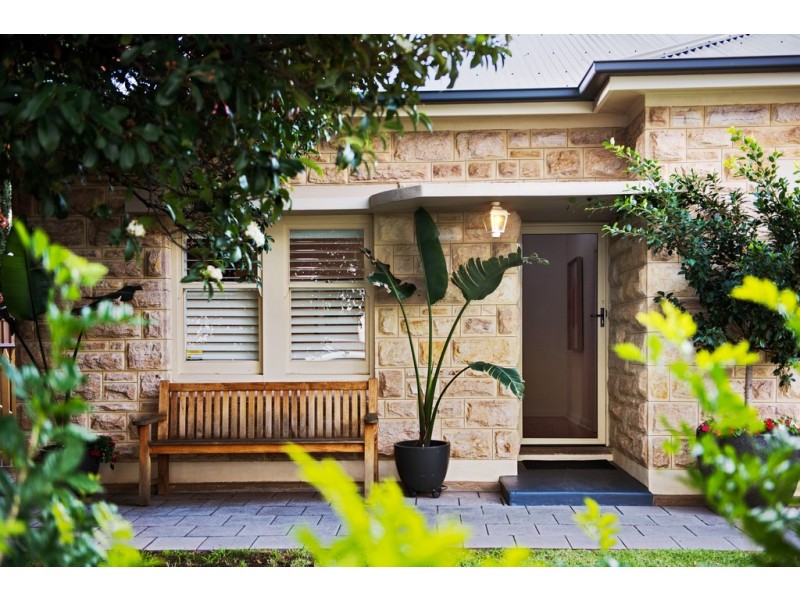 2 Chamberlain Ave, Clarence Gardens SA 5039