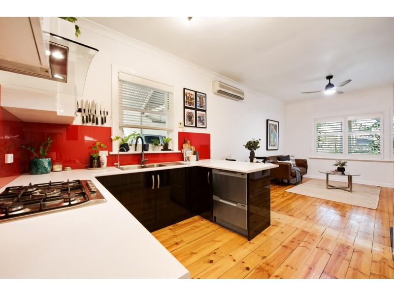 2 Chamberlain Ave, Clarence Gardens SA 5039