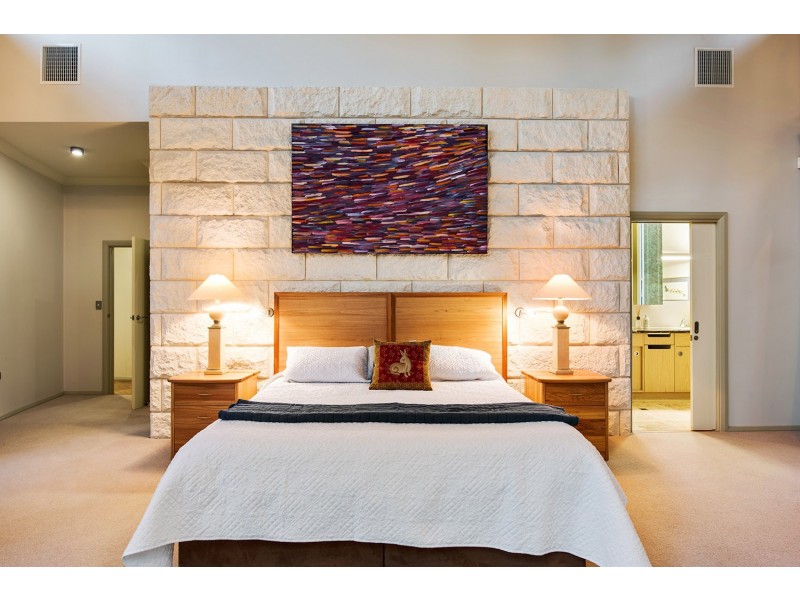 4A Lochwinnoch Road, Torrens Park SA 5062