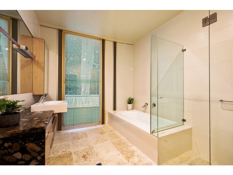 4A Lochwinnoch Road, Torrens Park SA 5062