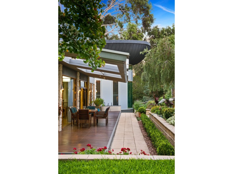 4A Lochwinnoch Road, Torrens Park SA 5062