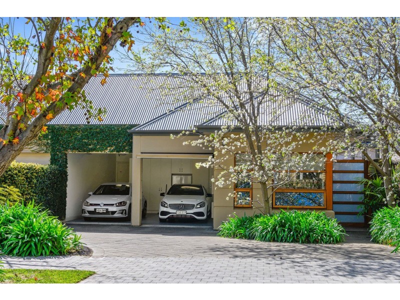 18 Lochness Ave, Torrens Park SA 5062