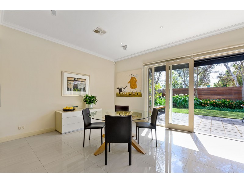 18 Lochness Ave, Torrens Park SA 5062