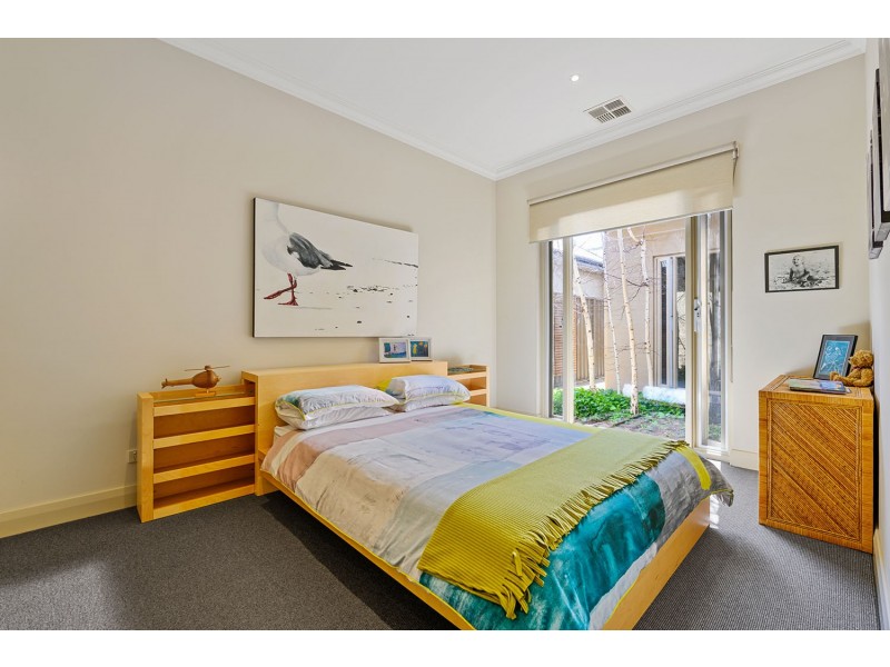 18 Lochness Ave, Torrens Park SA 5062