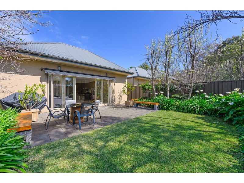 18 Lochness Ave, Torrens Park SA 5062
