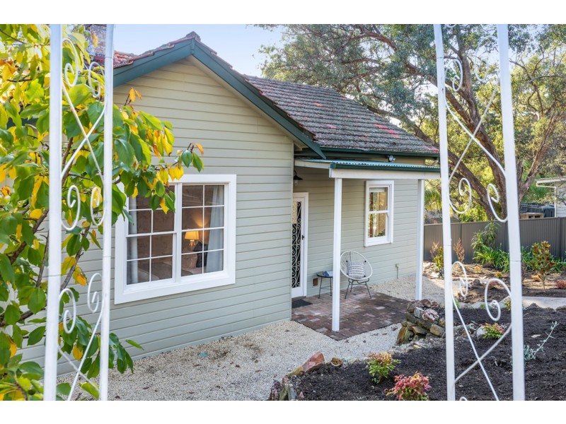 24 Downer Avenue, Blackwood SA 5051