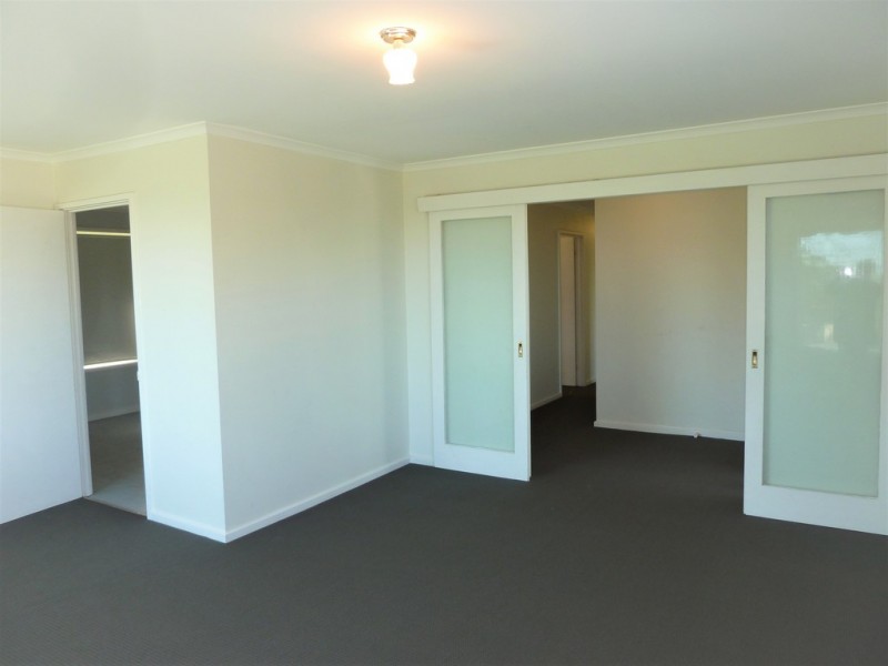 10 Sturtbrae Crescent, Bellevue Heights SA 5050